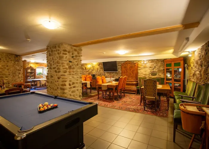 게스트하우스 Nina Kordon 4*