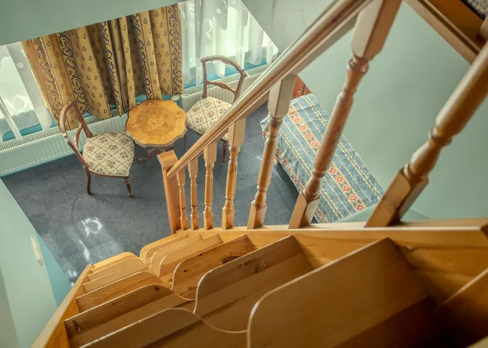 게스트하우스 Nina Kordon 4*